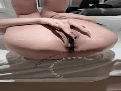 大长腿御姐独处自慰 诱人曲线尽显高潮