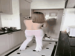 抖音9万粉丝上海短发少妇李笑笑7788 激情自慰高潮