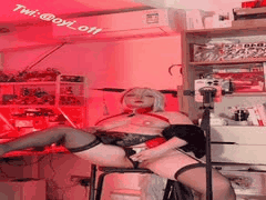 欧翼翼炮机自慰高潮喷射，极致快感释放