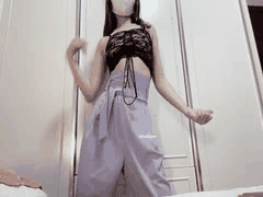 小龙妹妹反差学生宿舍自慰秀，真实无滤镜福利姬独家曝光