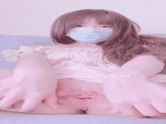 福利姬里里里里粉嫩白虎自慰喷水 嗲声淫语叫哥哥超诱惑