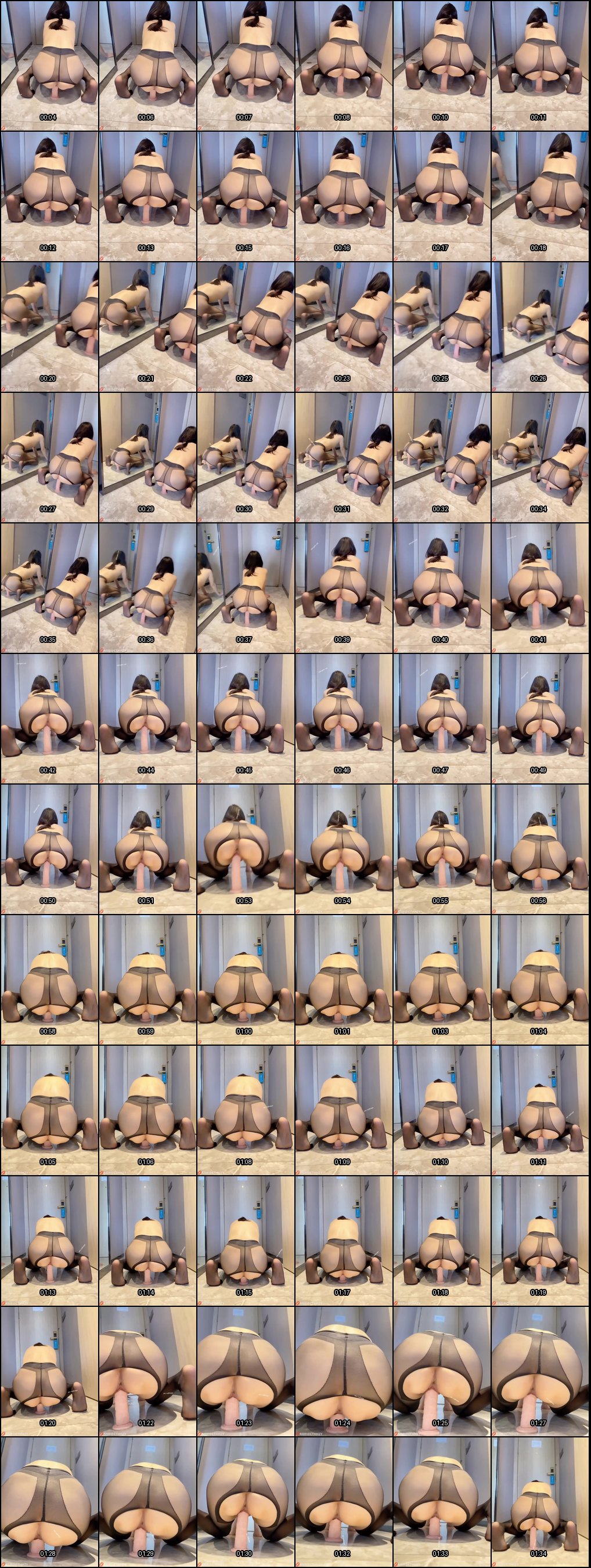 金主包养大学生妹子丝袜自慰秀：各种淫荡姿势猛捅骚穴求快感！