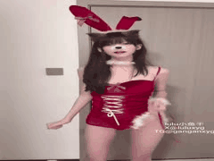 双马尾萝莉福利姬圣诞情趣裸舞自慰露脸诱惑