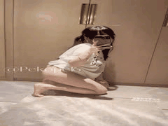 福利姬白丝自慰诱惑，VIP专属福利秀