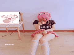 黑白丝Cosplay福利姬自慰诱惑：幼宝贝VIP专享