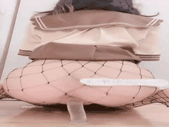 苏小柠福利姬白丝黑丝自慰裸舞诱惑_1