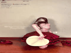 一口白桃七福利姬诱人自慰秀，VIP打赏解锁私密福利