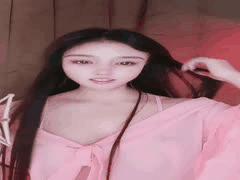 童颜巨乳女神咪咪子尺度全开！裸舞诱惑疯狂扣穴喷水高潮_3