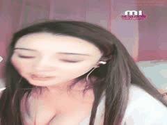 童颜巨乳女神姑奶奶大尺度裸舞诱惑！疯狂扣穴喷水高潮迭起