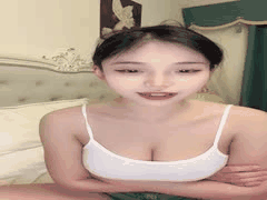 午夜玫瑰半糖G奶尤物全裸沐浴自慰 巨乳肥臀跳蛋道具抽插高潮