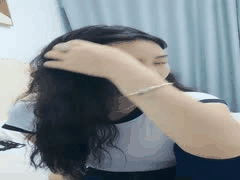 极品熟女大白兔收费直播：大长腿少妇大尺度自慰诱惑
