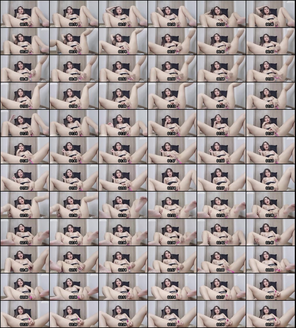 爆乳美女床上自慰狂欢：手指撩拨乳尖热浪涌身，即将高潮巅峰