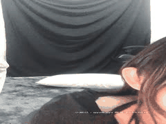 小魅魔声优娇嗲自慰秀：丝袜美腿露奶道具高潮