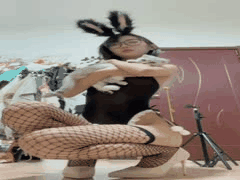 行简网袜兔女郎黑白双丝跳蛋自慰诱惑