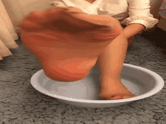 丝足熟女极致诱惑：美腿御姐无内丝袜自慰高潮娇喘销魂