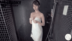 台湾温泉美女资工少女李婷婷 汤中湿身诱惑 热辣私密泡汤体验