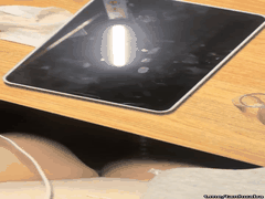 大学生宿舍偷拍福利_室友拉蚊帐瞬间绽放粉嫩美穴与诱人美乳_少女私密香艳直击灵魂