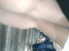 楼梯间极品T-back美女翘臀摇曳_致命诱惑直击下体欲火焚身