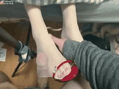 素人美女肉丝高跟鞋足交诱惑，丝足福利大放送
