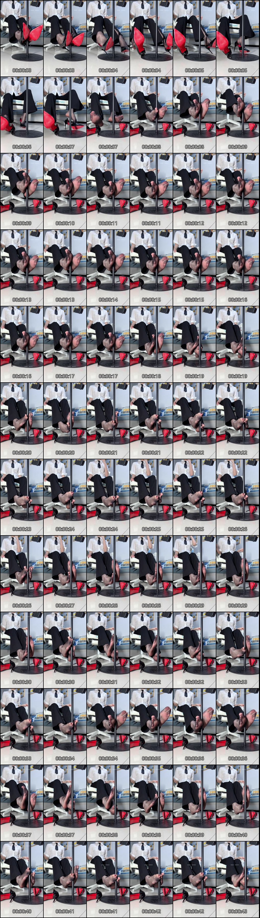 白龙猫女制服丝袜长腿诱惑_玉足撩人让你瞬间血脉偾张欲火焚身