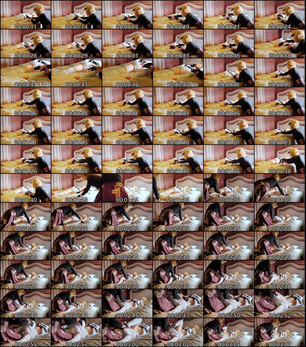 现役B站COS女神草莓羽衣大尺度私拍合集2_诱人曲线尽露_撩人心弦欲火焚身