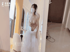 萝莉新娘婚纱下的专属玩物_主人大战嫩穴爆浆狂射高潮