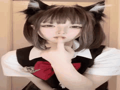 喵帕斯Cosplay诱惑：白丝黑丝双重魅惑