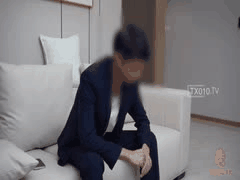 房产销售美女丝袜开档诱惑 蜜穴签单挑逗福利