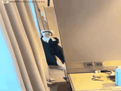 G奶喷水女神变身面具秘书：道具激烈自慰高潮后口爆啪啪极致快感