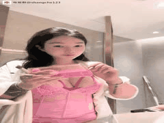 G奶喷水女神化身面具秘书：道具激烈自慰高潮后口爆啪啪极致快感