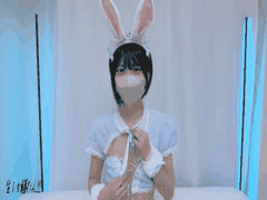 Murata 角色 Cosplay 真人诱惑表演