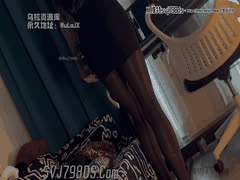 高质量博主付费群独家更新：裤袜诱惑视频展示，极光袜拍摄进行中