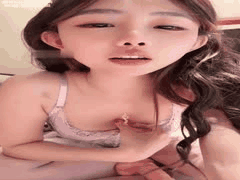 性感小妈丝足交榨精福利合集：多场手撸爆精高潮视频