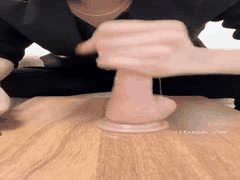 抖音丝袜少妇丝足剧情：足交假阳具激情诱惑