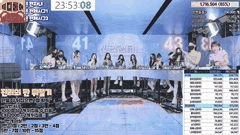 韩国女团PK黑丝热舞_脱衣裸舞引爆全场