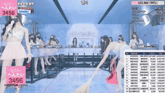 韩国性感女团黑丝长腿脱衣热舞PK_BJ主播裸舞诱惑太撩人了