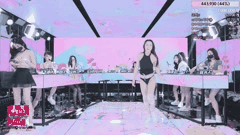 韩国女团PK热舞合集_黑丝长腿脱衣诱惑