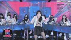 韩国女团PK黑丝长腿脱衣热舞精彩合集_54