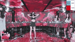 韩国女团PK热舞合集_黑丝长腿脱衣劲爆表演_6