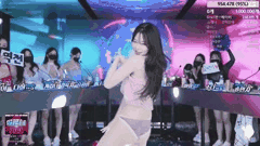 韩国综艺女团PK热舞合集_黑丝长腿脱衣表演精彩纷呈
