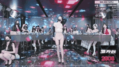 韩国女团PK黑丝长腿脱衣热舞合集_主播裸舞精彩呈现