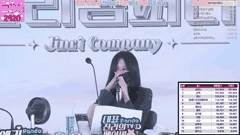 韩国女团PK热舞秀_黑丝长腿脱衣劲爆合集_1