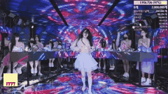 韩国女团PK热舞合集_黑丝长腿与脱衣表演精彩呈现_5