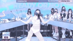 韩国女团PK黑丝长腿脱衣热舞精彩合集_8