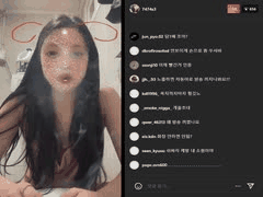 韩国高颜值女主播私拍流出：自慰反差婊舔精销魂诱惑