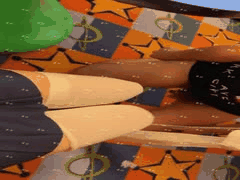 萝莉网红番茄呜呜梅黑料爆出！外网福利姬收钱调教粉丝鞋狂踢蛋超狠