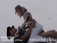 3D国漫同人：女小偷被保安发现，用肉穴化解危机