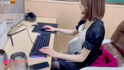 国产AV杏吧电竞陪玩女仆小桃