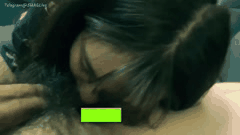 大学生 约炮 黑丝 附近人 巨乳 颜射【附件人约到大四小骚货】无聊约到附近人，开门感觉不错，还问”你在拍摄吗？“讲述自己开始是女同，第一次给了女人，老哥坐近后直接上手，女孩害羞闪躲后，手舔指头，老哥拿出道具就开始玩弄小穴，淫水直流后大鸡巴插入一对巨乳摇晃极品反差最后射一脸的精液