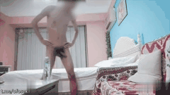 【抖音主播下海】抖音主播直播不赚钱，下海做了外围，颜值不错，比较丰满还要才逼逼里面放消毒液“你下面好长呀 这样插的好深呀“口交女上很认真，体验不错